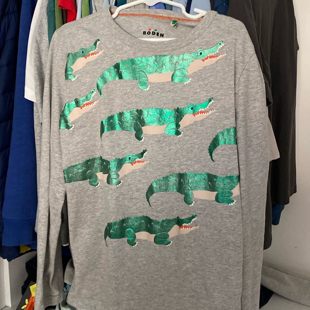 Mini Boden long sleeve 9-10 metallic crocodile boy